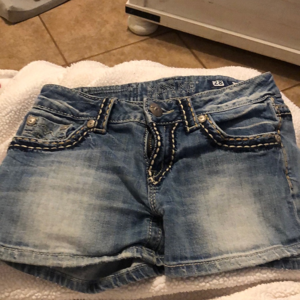 Miss Me Shorts 28
